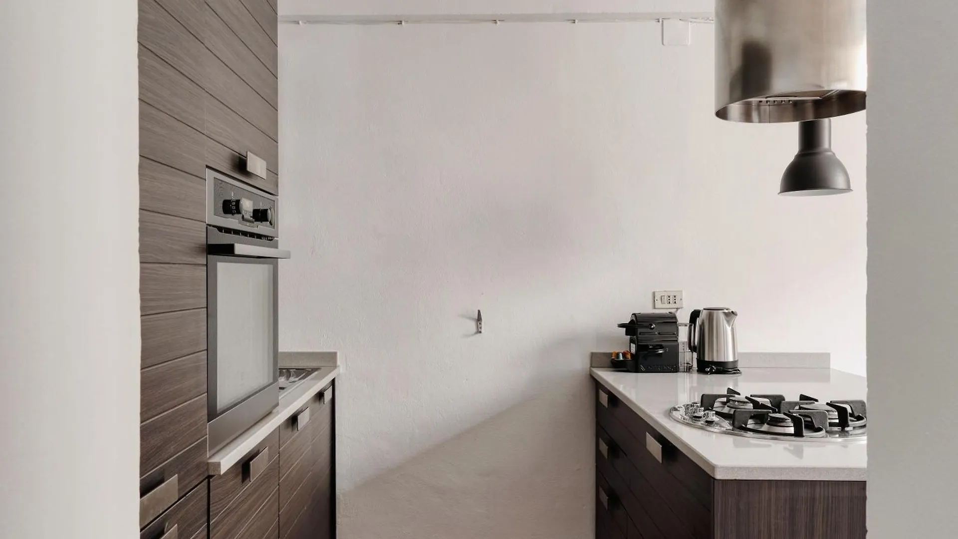 Just Urban Stays - Spacious Apt With Terrace - Porta Venezia 이탈리아