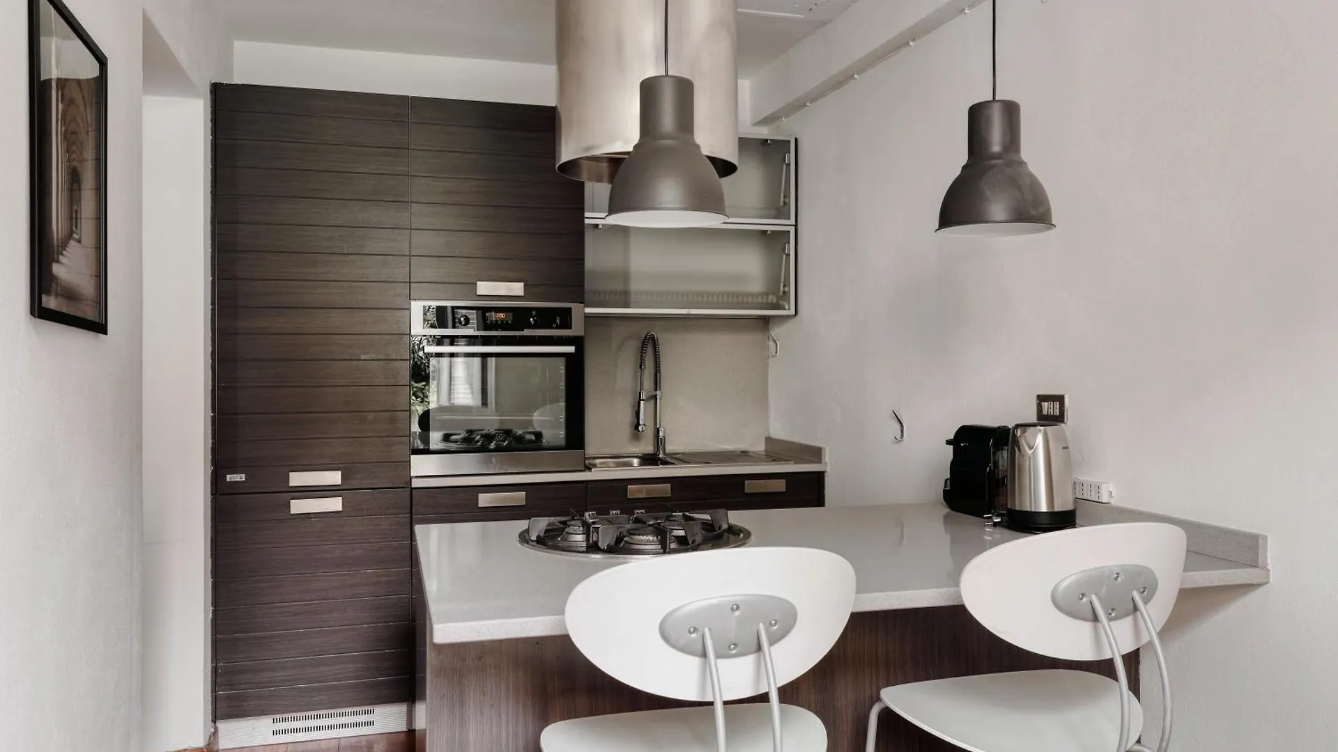 아파트 Just Urban Stays - Spacious Apt With Terrace - Porta Venezia