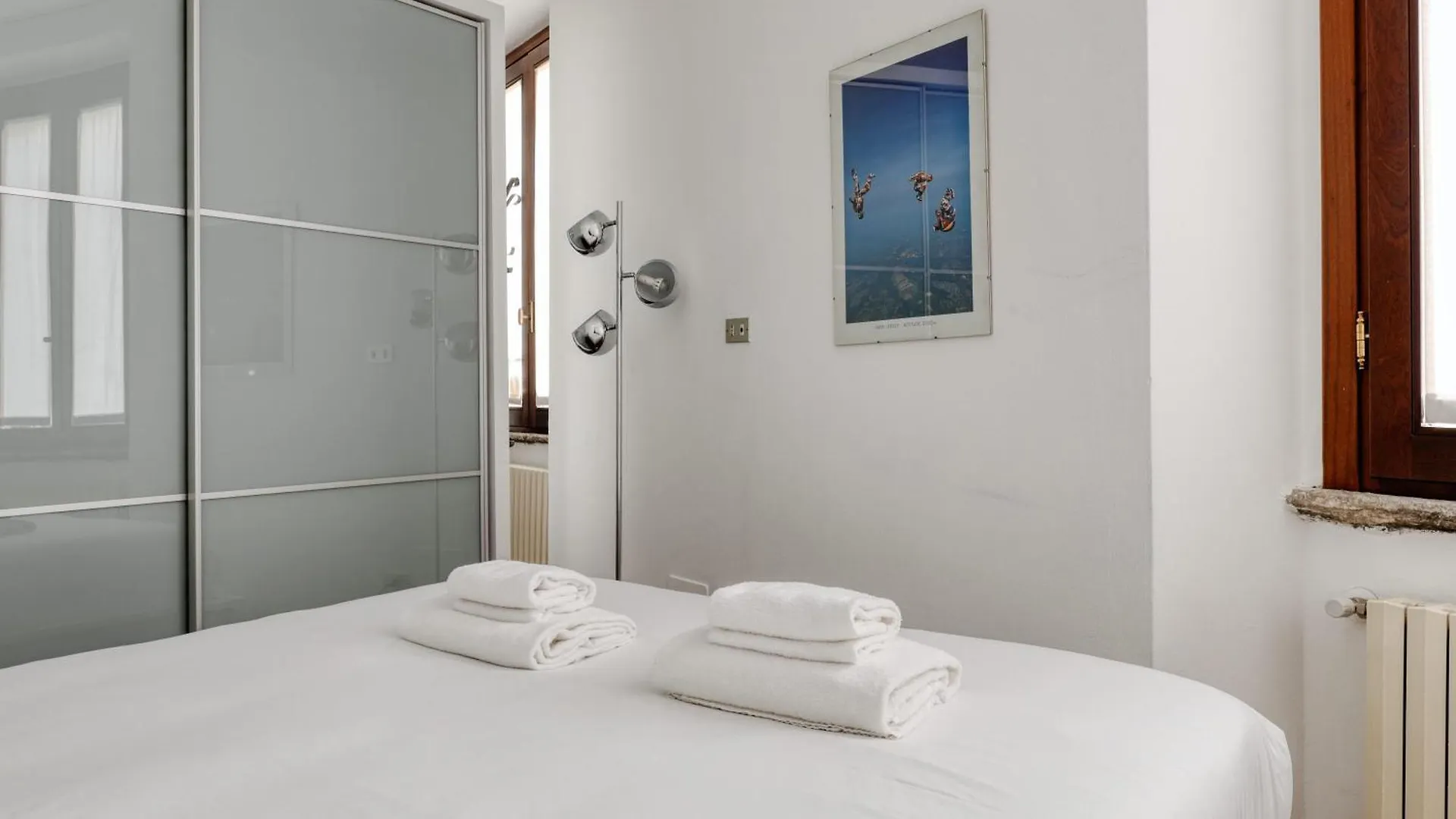 Just Urban Stays - Spacious Apt With Terrace - Porta Venezia 밀라노
