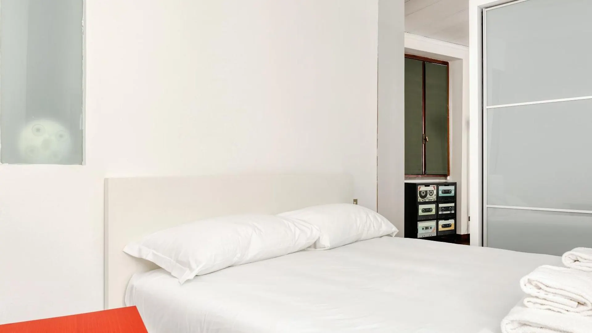 Just Urban Stays - Spacious Apt With Terrace - Porta Venezia 0*, 밀라노